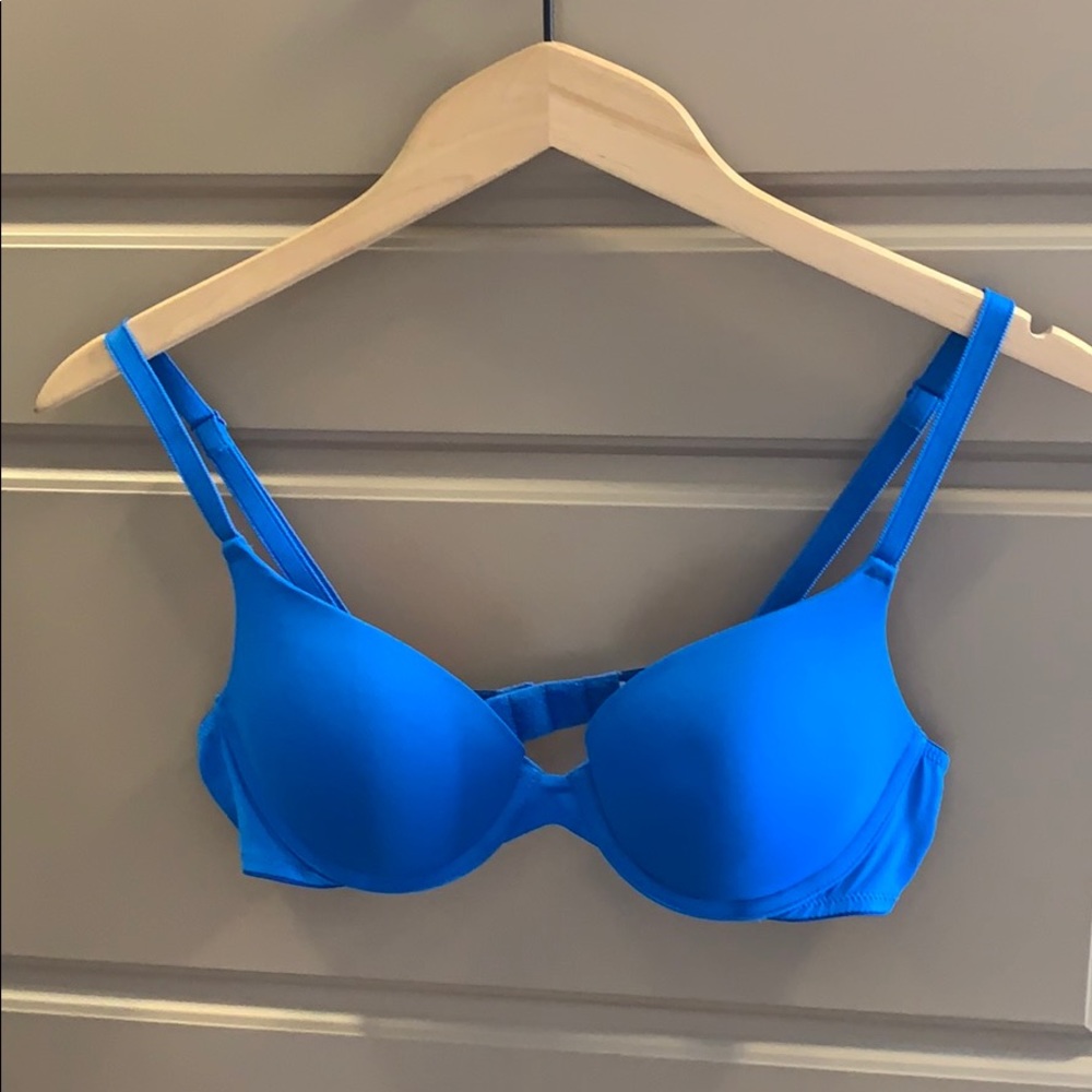 VS pink 34B pushup bra worn once